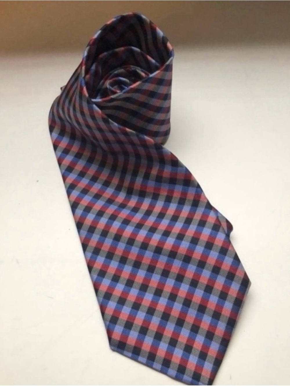 Van Heusen Tie Men’s Red & Blue Checkered Pattern Silk Tie Office Business Dress